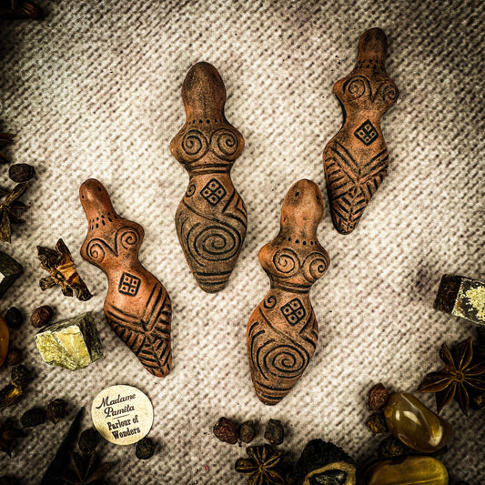 Trypillian Slavic Goddess Idol Magnet